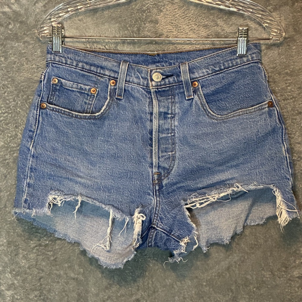Levis 501 Womens Button Cut Off Denim Shorts 27 Indie Boho Festival Medium Wash